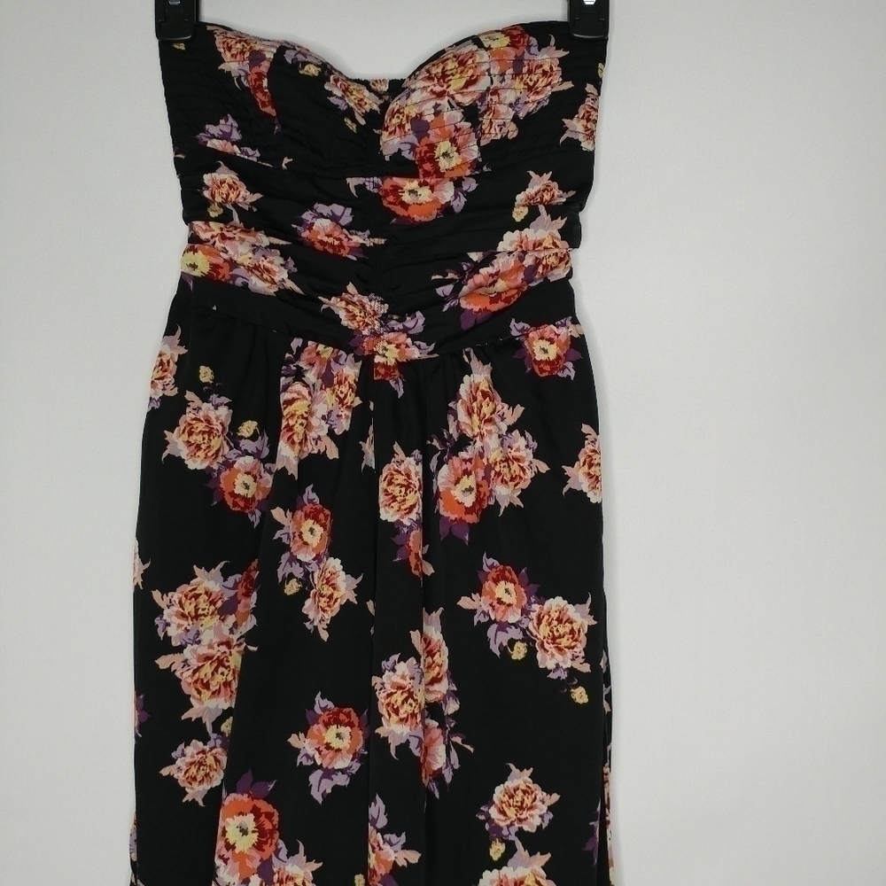 Band of Gypsies Black Floral Romper Jumpsuit - Picture 3 of 12